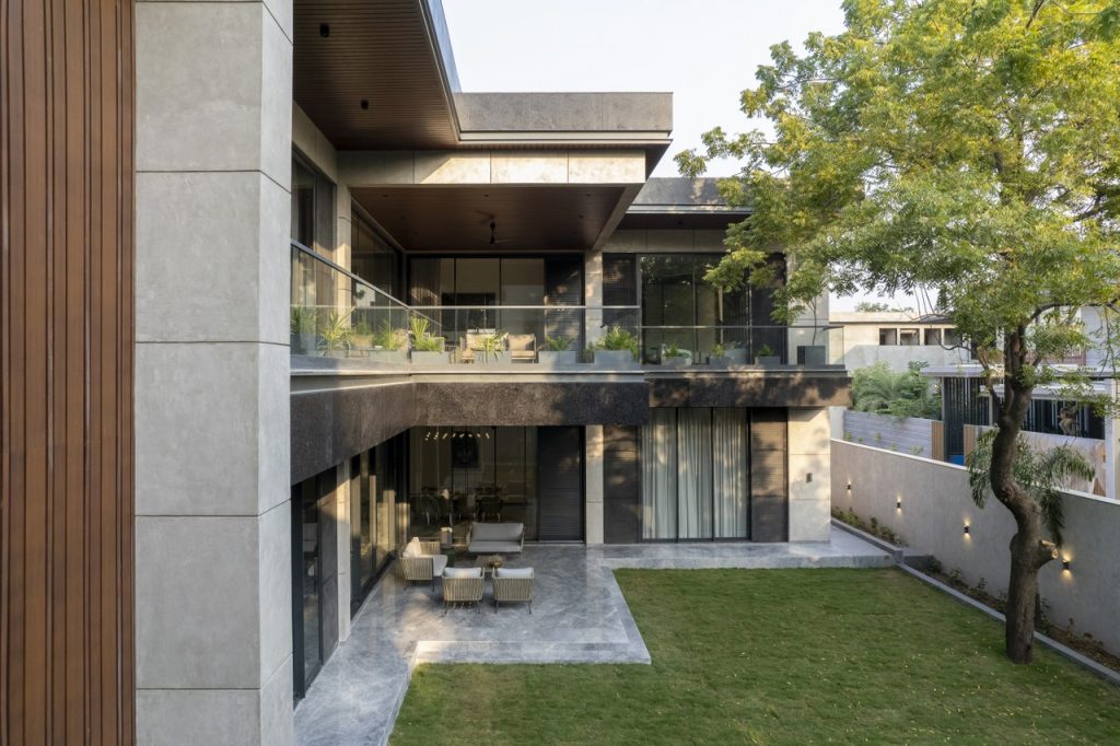 How Local Character Shapes Long Term Property Appeal?